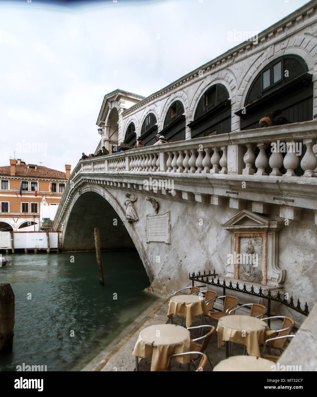 Venezia rialto covered bridge hi-res stock photography and images - Alamy