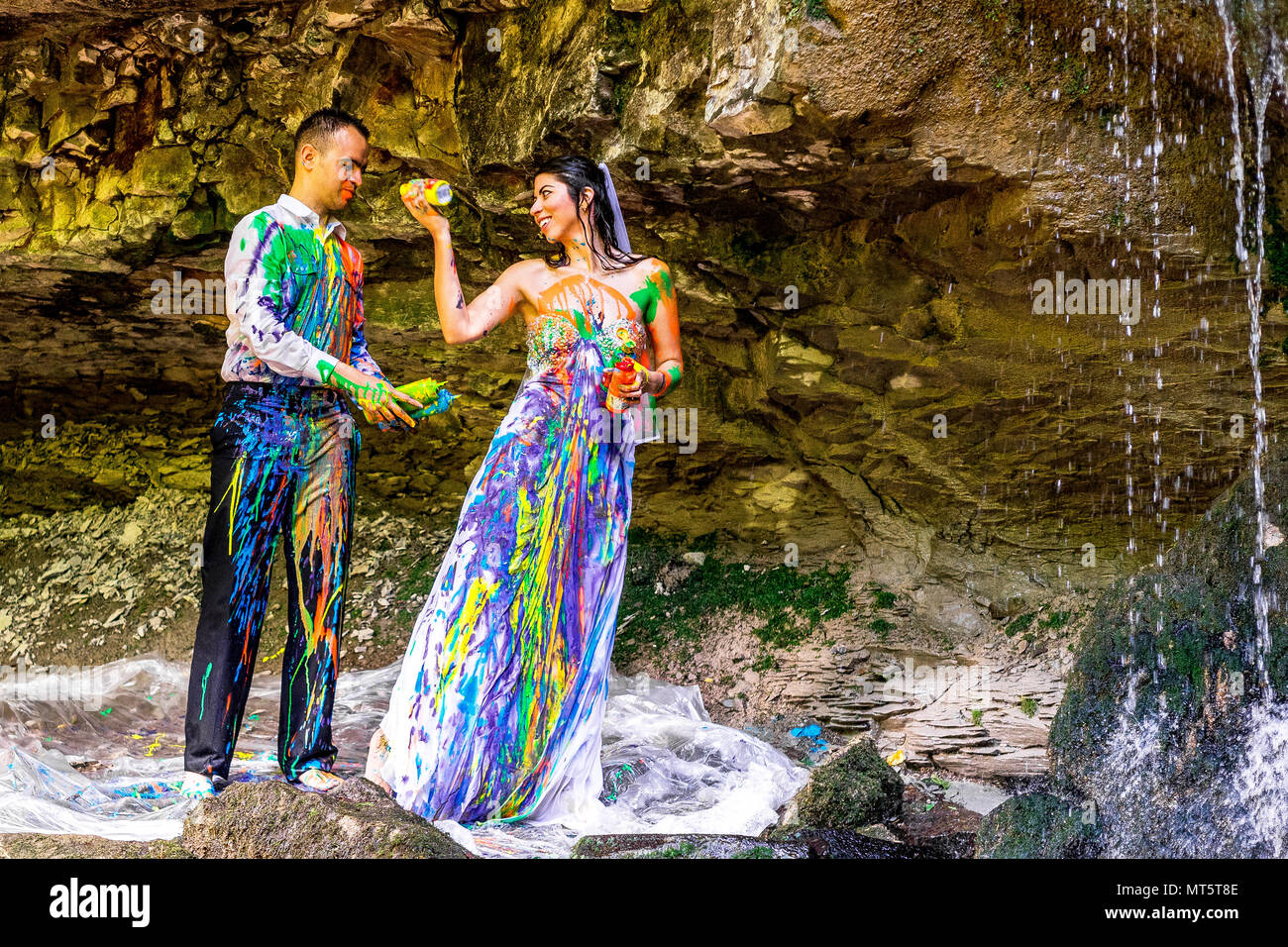 dress trashing photos