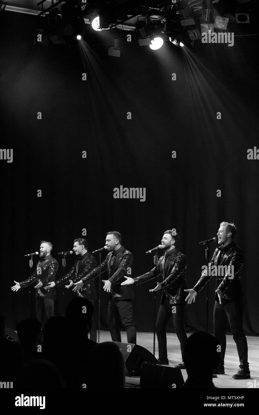The Overtones Live On Stage At Warwick Arts Centre Stock Photo