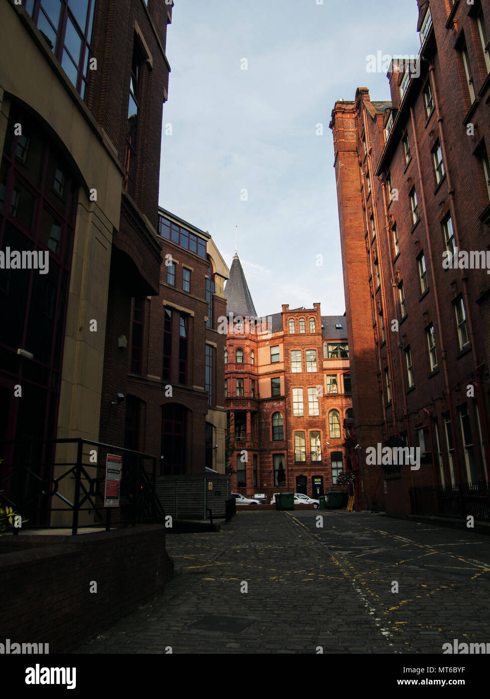 Old leeds buildings hires stock photography and images Alamy