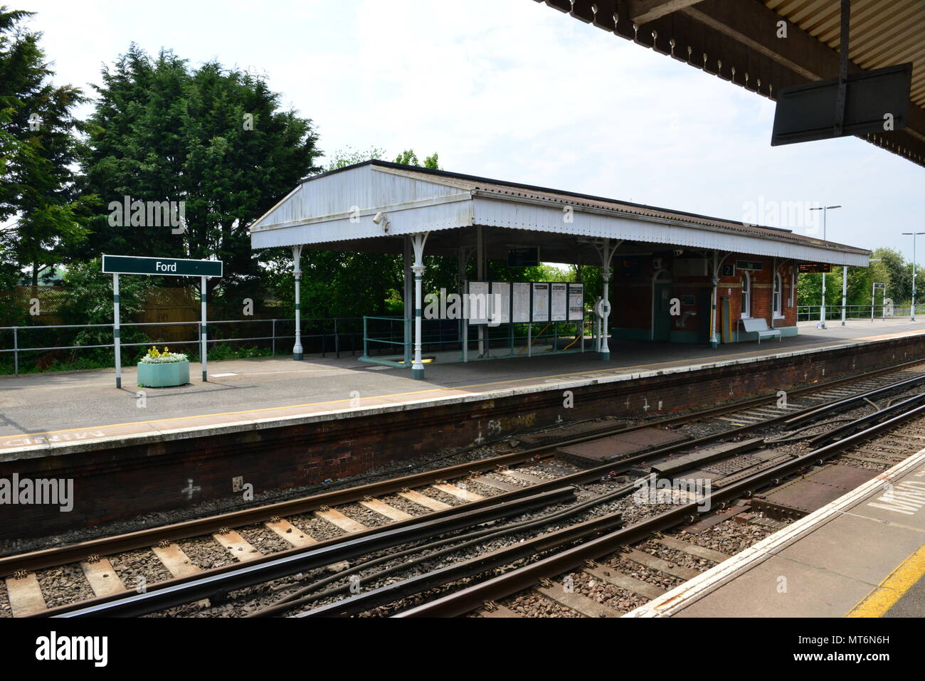 Ford Station platform in Ford, West Sussex Stock Photo - Alamy