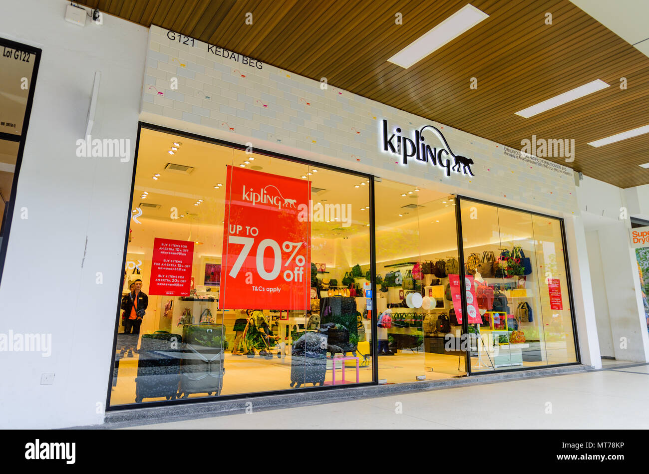 Penang, Malaysia - Nov 2017 : Kipling shop. Kipling fashion brand founded in 1987 in Antwerp, Belgium. Kipling brand part of VF Corporatio Stock Photo - Alamy