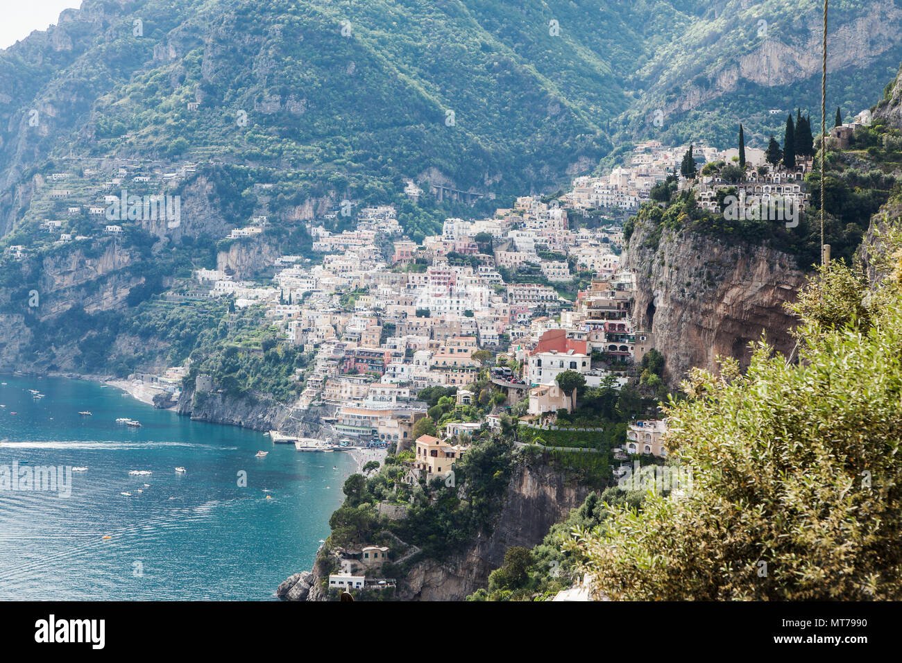 Der Weg der Götter von Agerola nach Positano Amalfiküste Italien, hiking on the path of gods Amalficoast Italy, Blick auf Positano, View on Positano Stock Photo