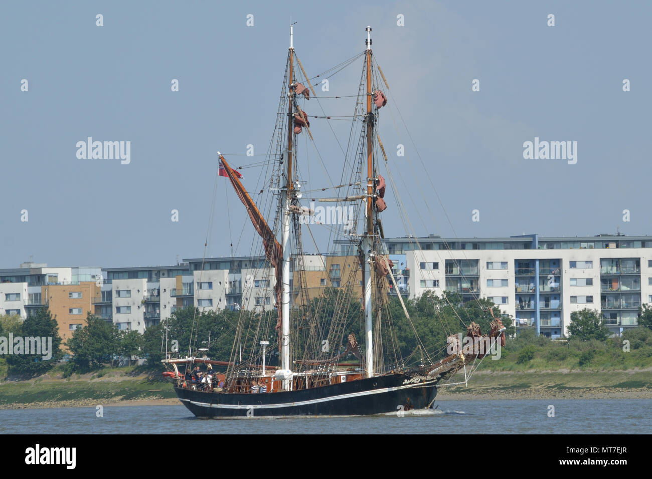 Sailing Ship 'Eye of the Wind' heading up the Thames to London Stock Photo