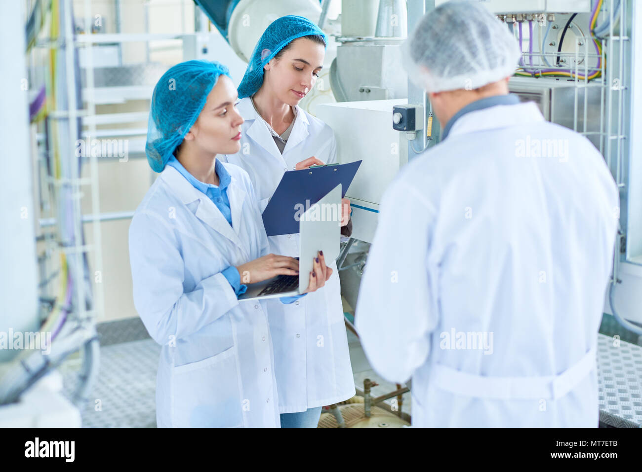 Group of Trainees at Modern Plant Stock Photo - Alamy