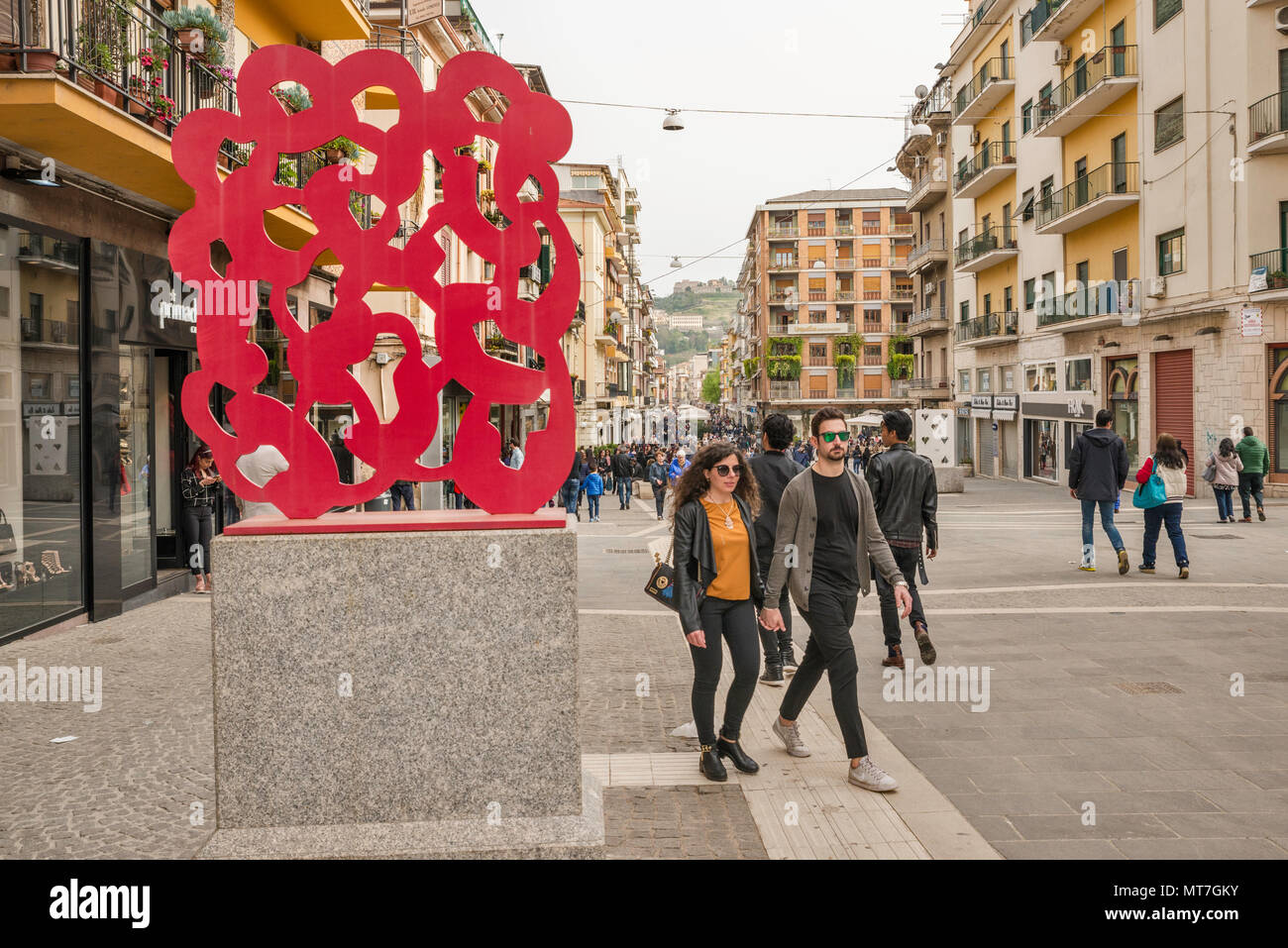 Abstract sculpture europe hi-res stock photography and images - Alamy