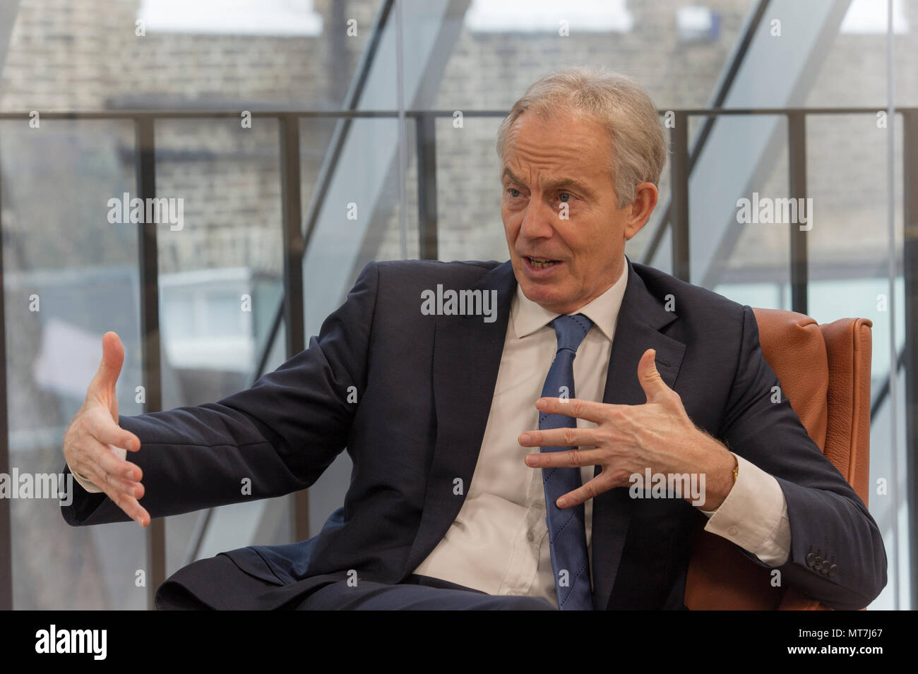 Head tony blair hi-res stock photography and images - Alamy