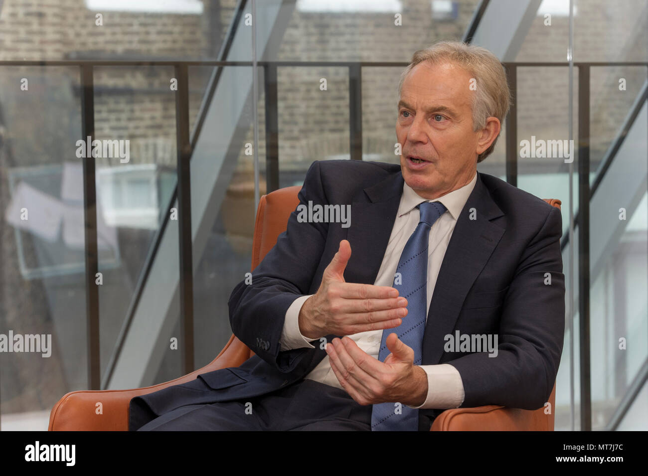 Right honourable tony blair hi-res stock photography and images - Alamy