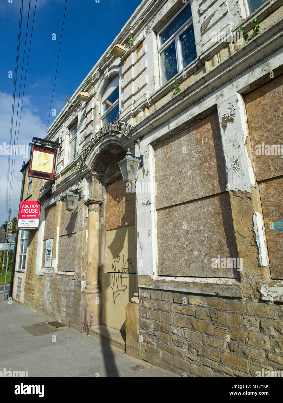 Closed Pub Leeds West Yorkshire Stock Photo