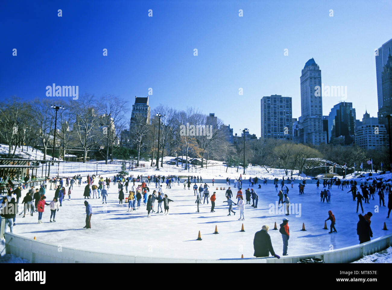 1988 HISTORICAL WOLLMAN ICE SKATING RINK CENTRAL PARK SOUTH SKYLINE