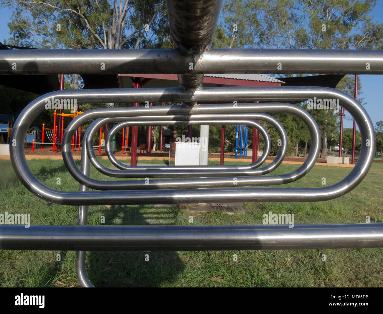 Cycle rack university hi-res stock photography and images - Alamy