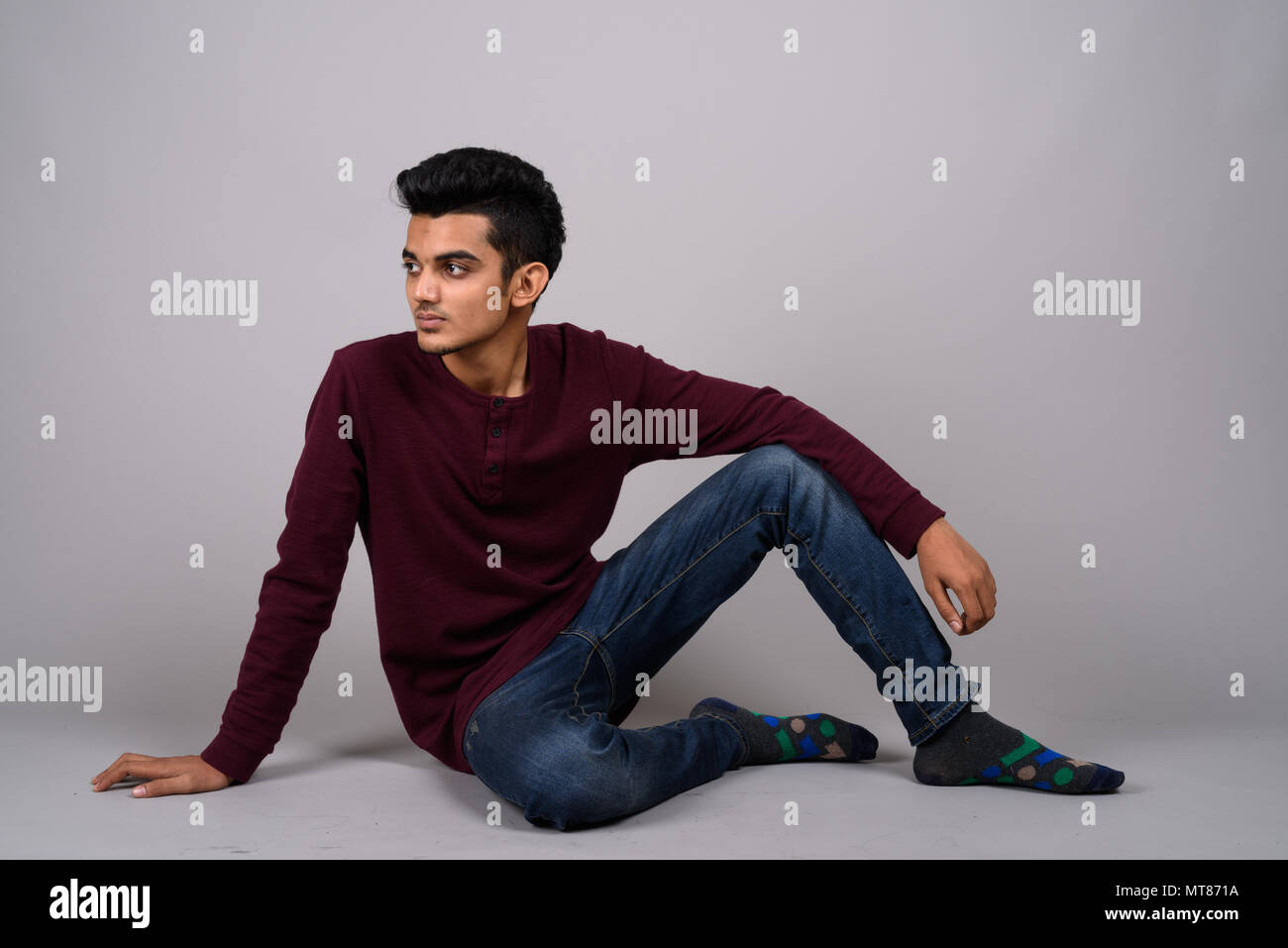 Indian young man full profile hi-res stock photography and images - Alamy