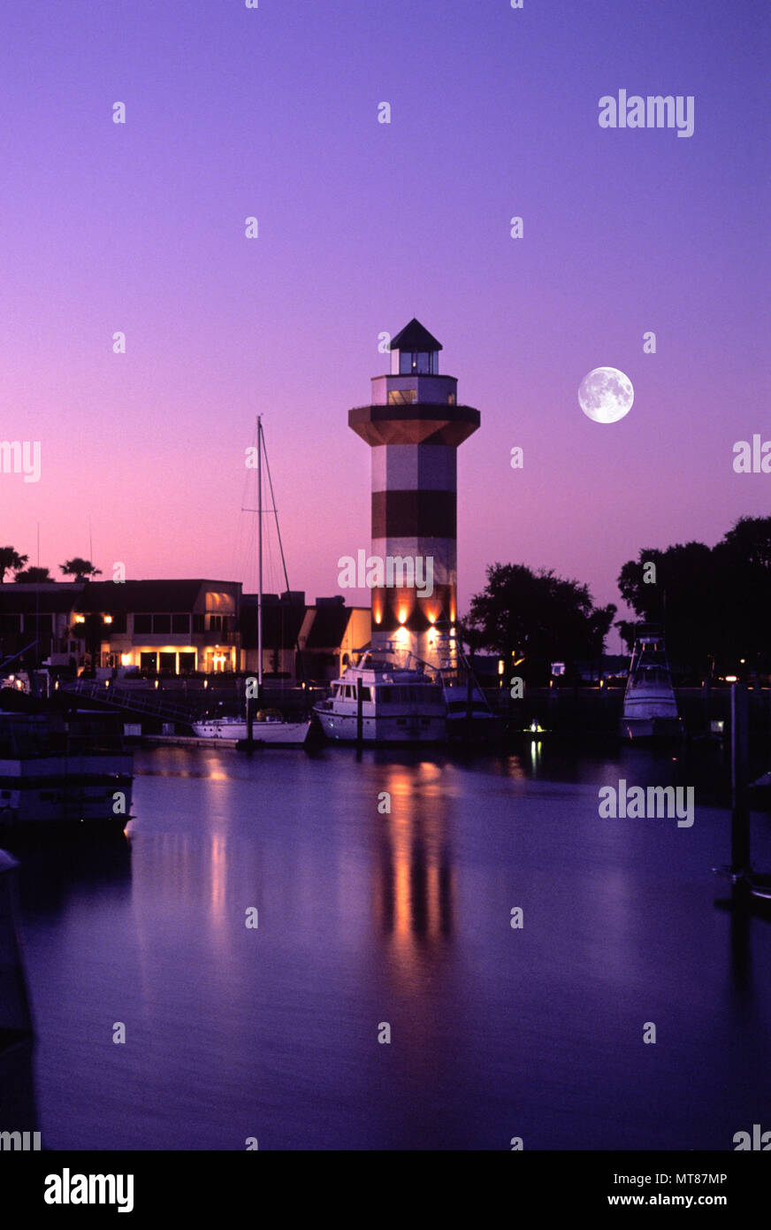 1988 HISTORICAL LIGHTHOUSE HARBOR TOWN HILTON HEAD ISLAND SOUTH