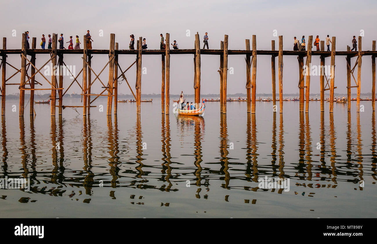 Bain Bridge Amarapura Myanmar Burma High Resolution Stock Photography ...
