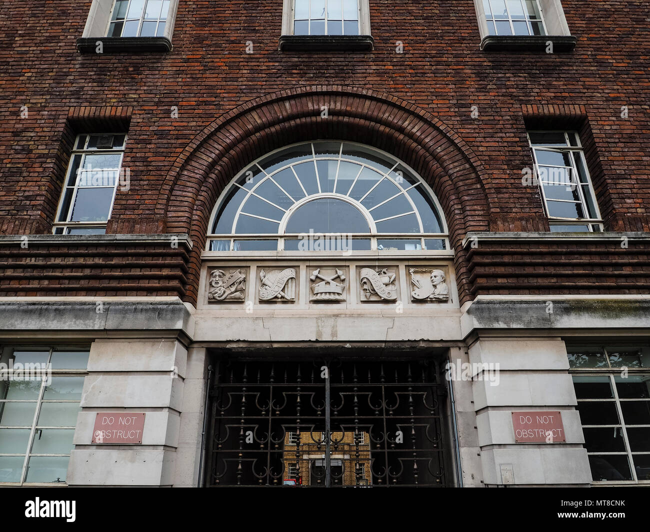 Hammersmith Town Hall Stock Photo Alamy