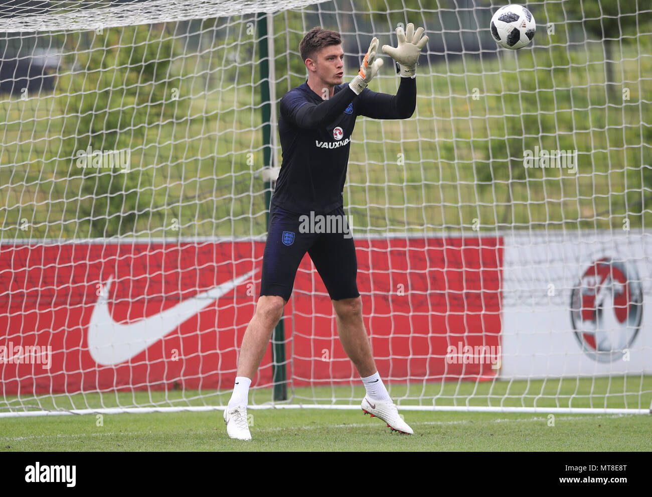 England's Nick Pope during a training session at St George's Park, Burton. PRESS ASSOCIATION Photo. Picture date: Monday May 28, 2018. See PA story SOCCER England. Photo credit should read: Nick Potts/PA Wire. Stock Photo