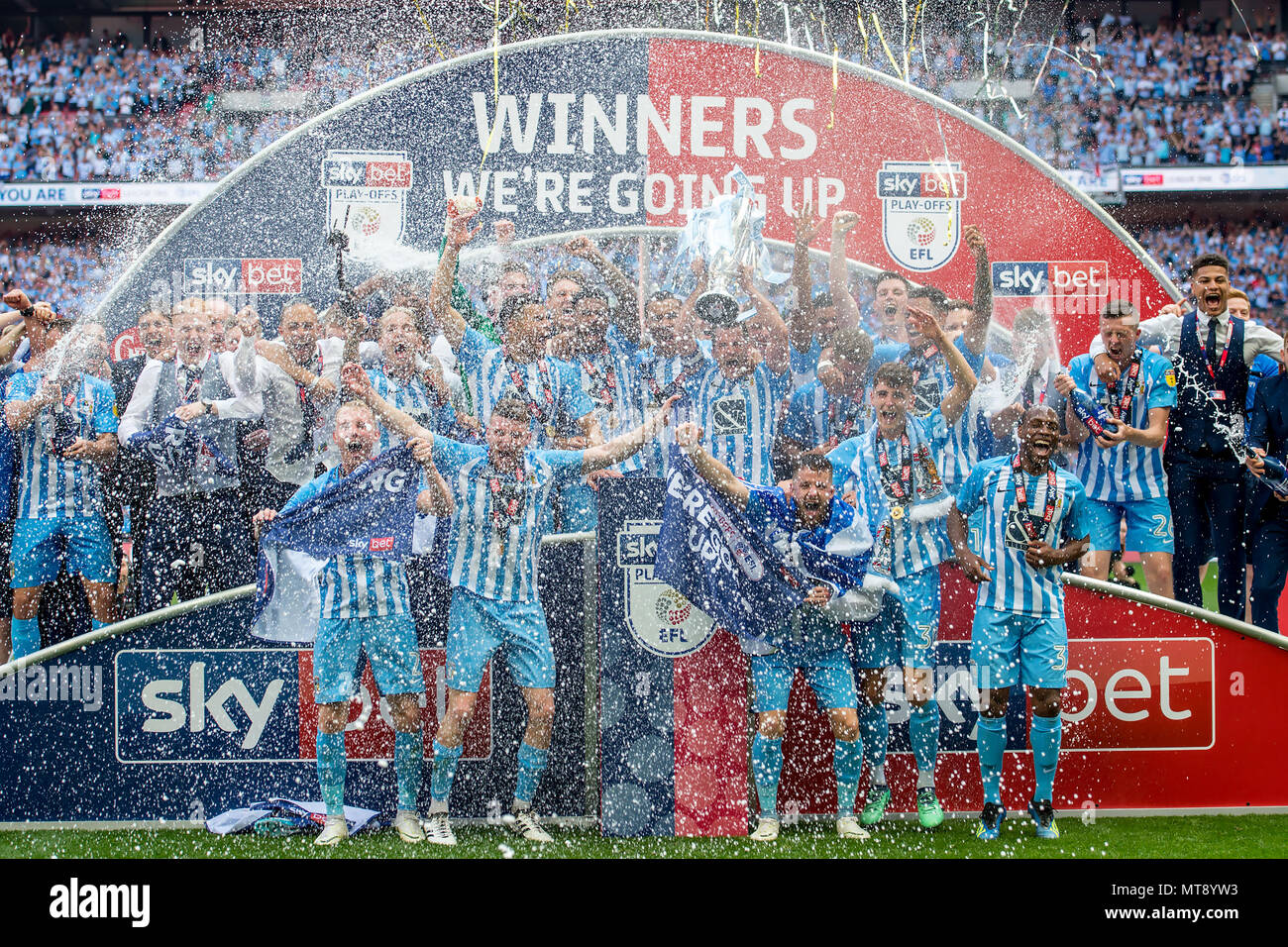 London, UK. 28th May 2018. Coventry City celebrates with the Trophy the promotion to League One during the EFL Sky Bet League 2 Promotion Play-Offs Final match between Coventry City and Exeter City at Wembley Stadium, London, England on 28 May 2018. Credit: THX Images/Alamy Live News Stock Photo