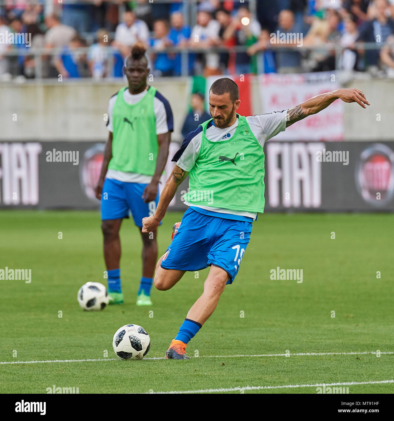 St. Gallen, Switzerland. 28th May 2018. Leonardo Bonucci (C) during the football World Cup 2018 preparation match Italy vs. Saudi Arabia in St. Gallen. The national team from Saudi Arabia is using the game to prepare for the 2018 FIFA World Cup final tournament in Russia while Italy did not qualify for the World Cup finals. Stock Photo