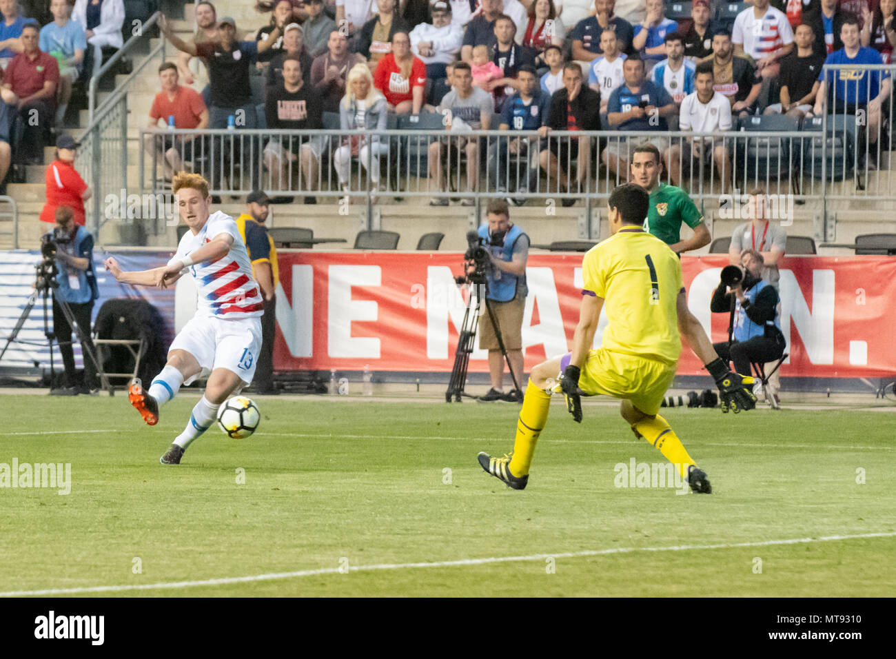 Chester, USA. 28th May 2018. Josh Sargent scores and celebrates his first international football / soccer goal for the United States Mens National Team / USMNT Credit: Don Mennig/Alamy Live News Stock Photo