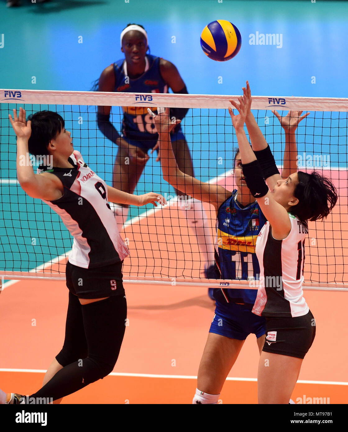 Fivb volleyball nations league hong kong hires stock photography and
