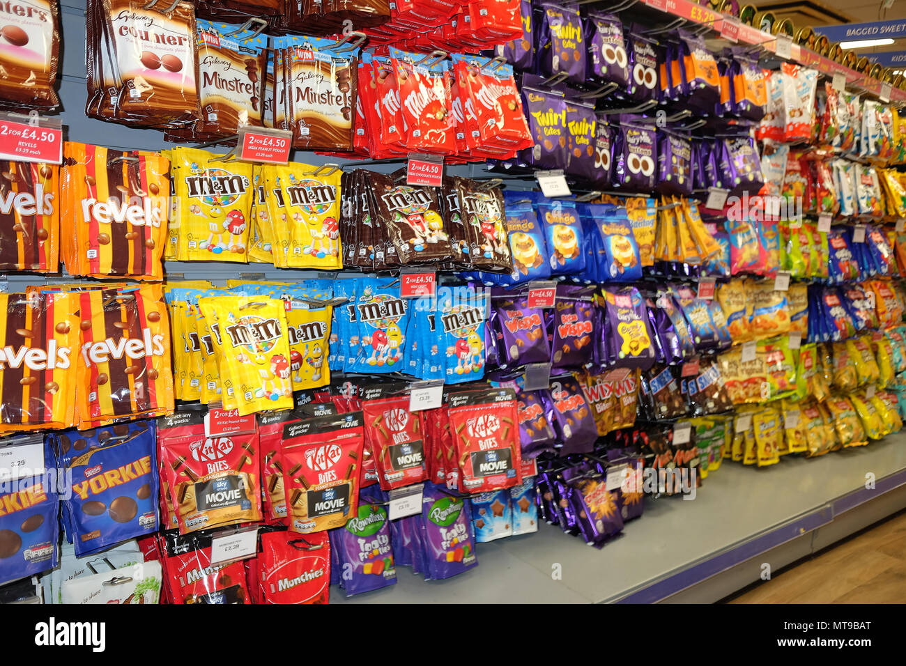 Packets of sweets hires stock photography and images Alamy