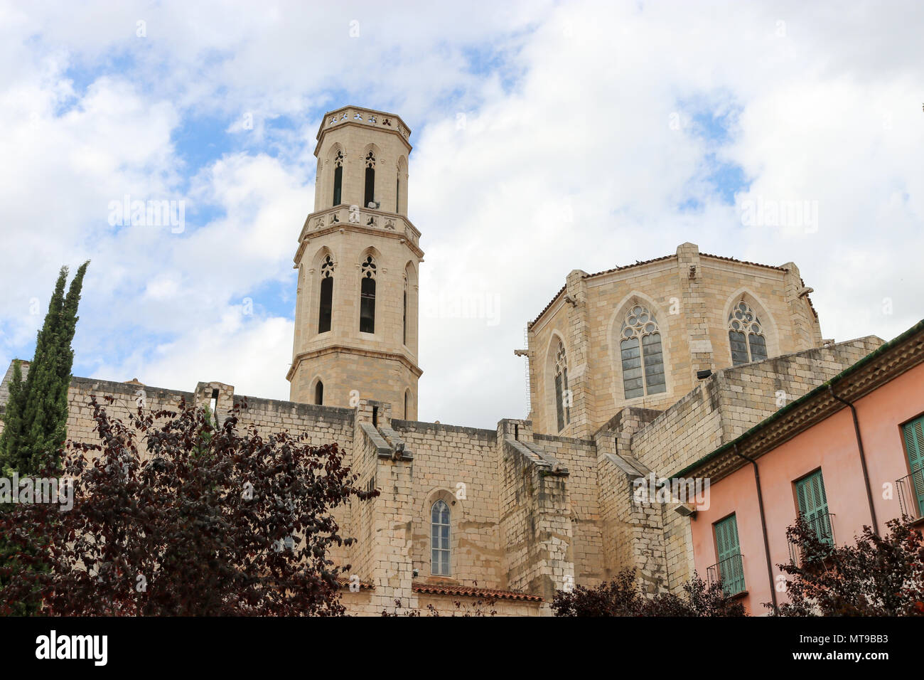 Església de Sant Pere (Sant Pere Church) -  Gothic style church in Figueres, Girona, Catelonia, Spain. Stock Photo