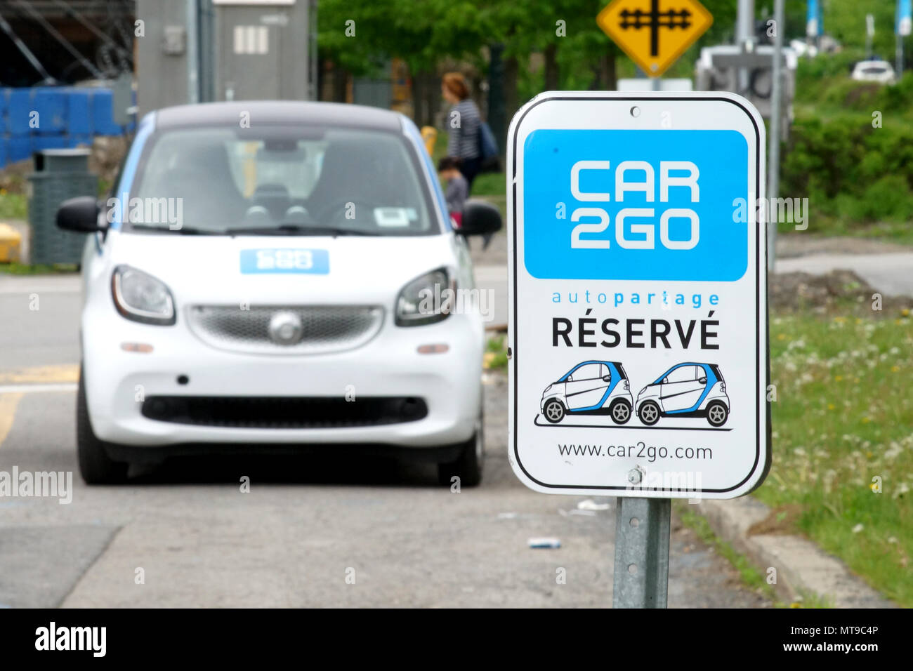 Montreal,Canada,27 May,2018.Car2 Go car-sharing service automobile. Credit:Mario Beauregard/Alamy Live News Stock Photo