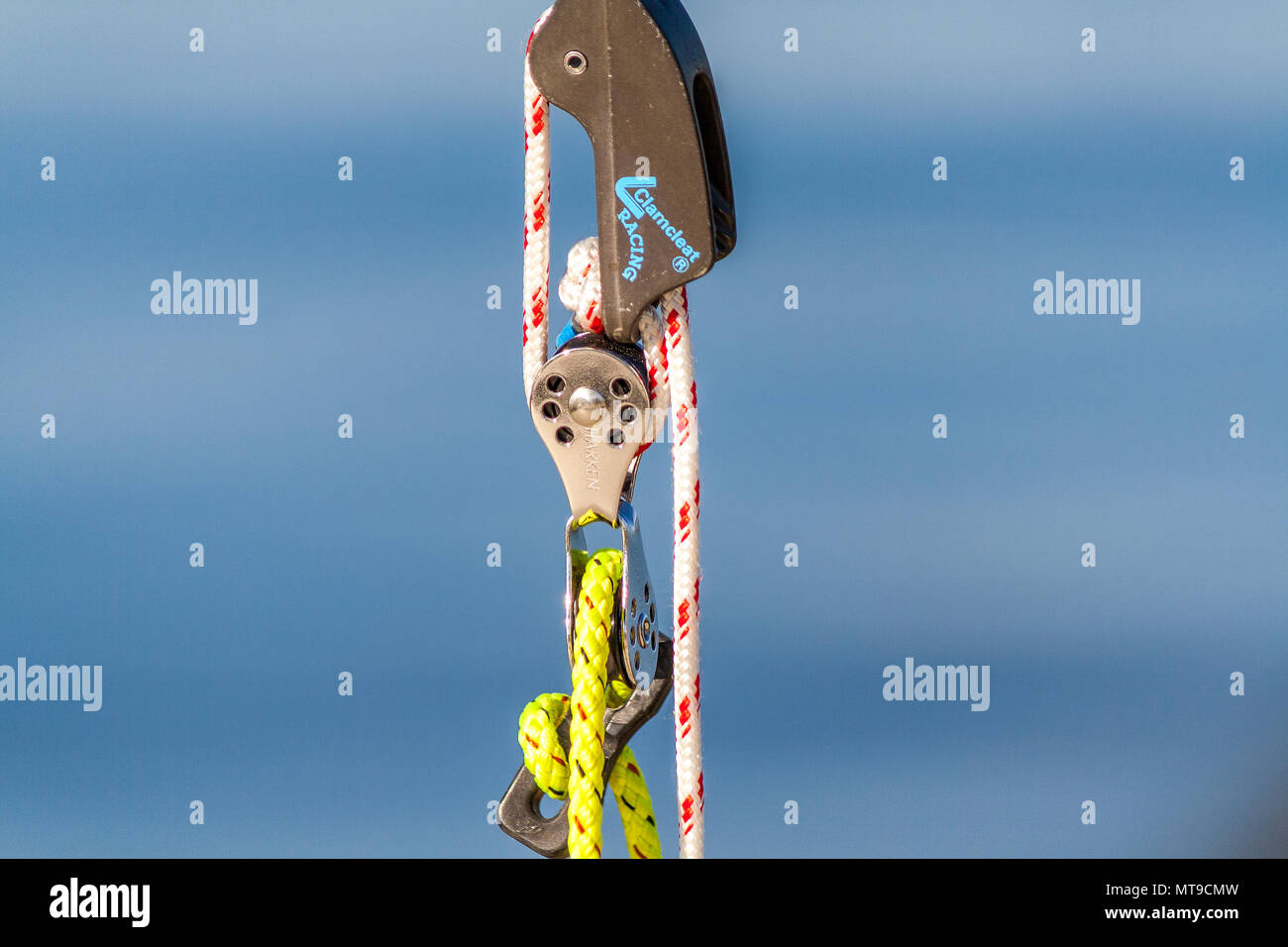 2-Pack Marine Boat White Tiller Rope Pulley With Eye Strap - Stainless Steel & Plastic, 360° Rotation