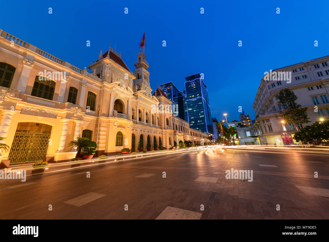 Ho Chi Minh, Viet Nam - MAy 18, 2018. Ho Chi Minh city hall at Le Thanh Ton street on night. Stock Photo