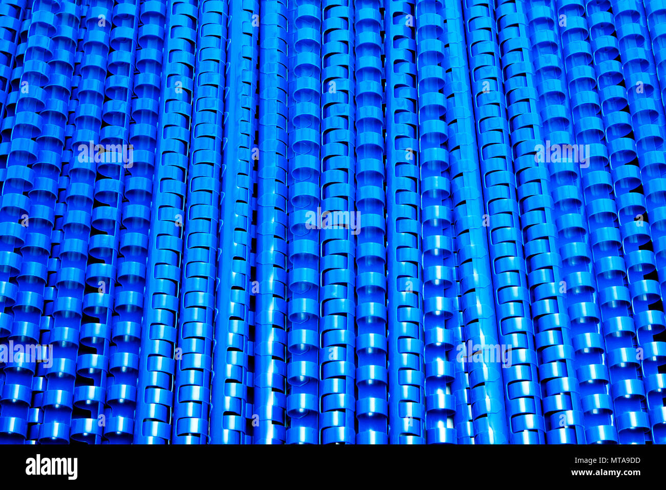 Plastic spring, stationery fastening, fastening for the album