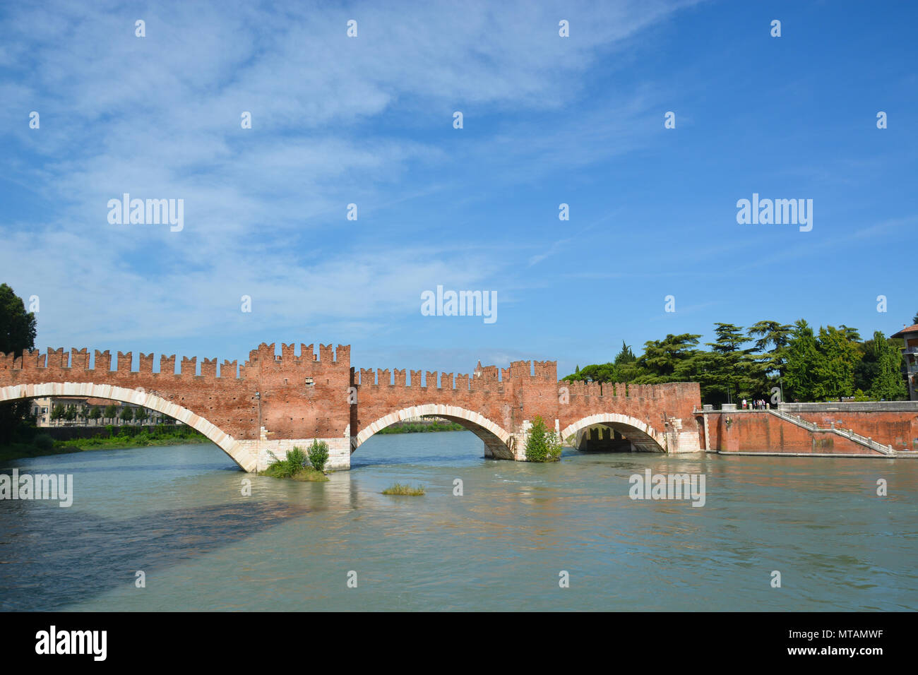 The Pietra bridge on the Adige river in Verona, Italy Stock Photo - Alamy