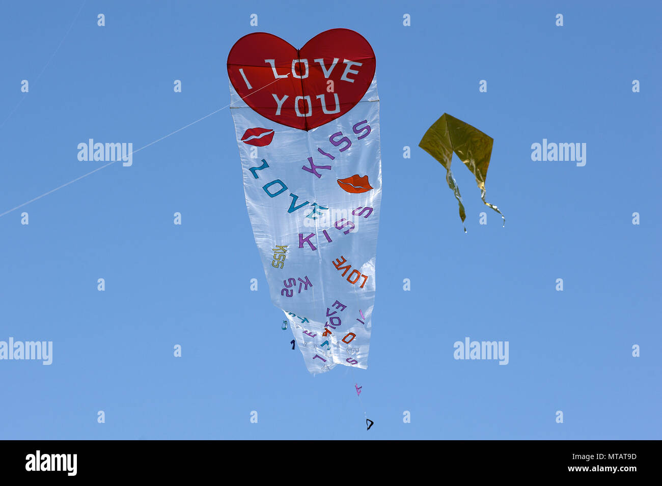 Kite enthusiast hires stock photography and images Alamy