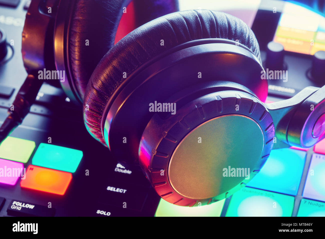 Digital clubbing hires stock photography and images Alamy
