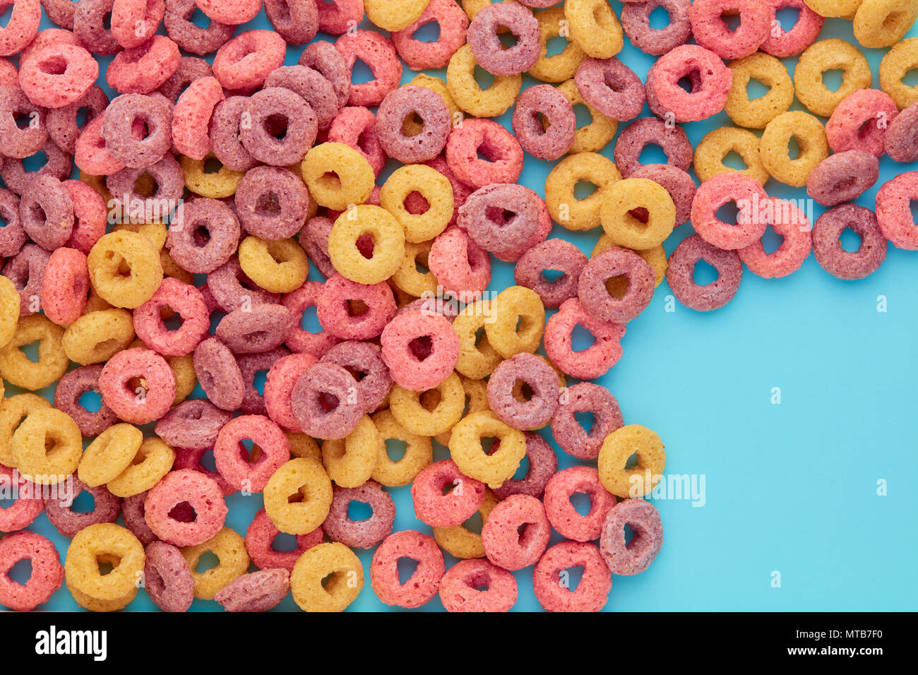 Round cornflakes hires stock photography and images Alamy