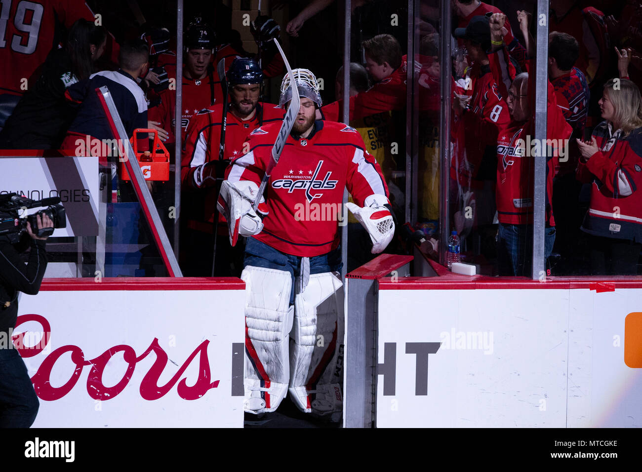 Goaltender hires stock photography and images Alamy