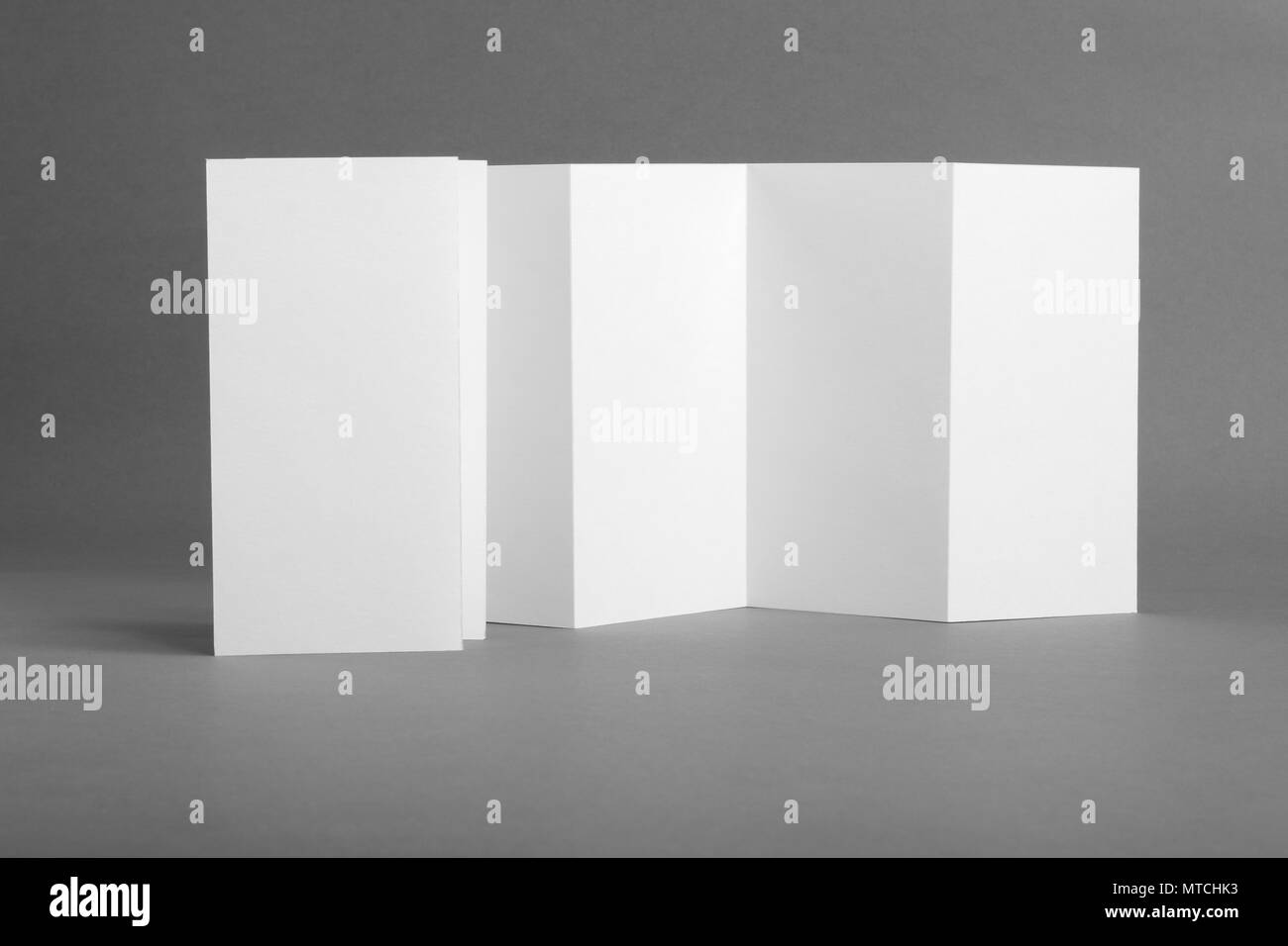 Zig zag folding Black and White Stock Photos & Images - Alamy