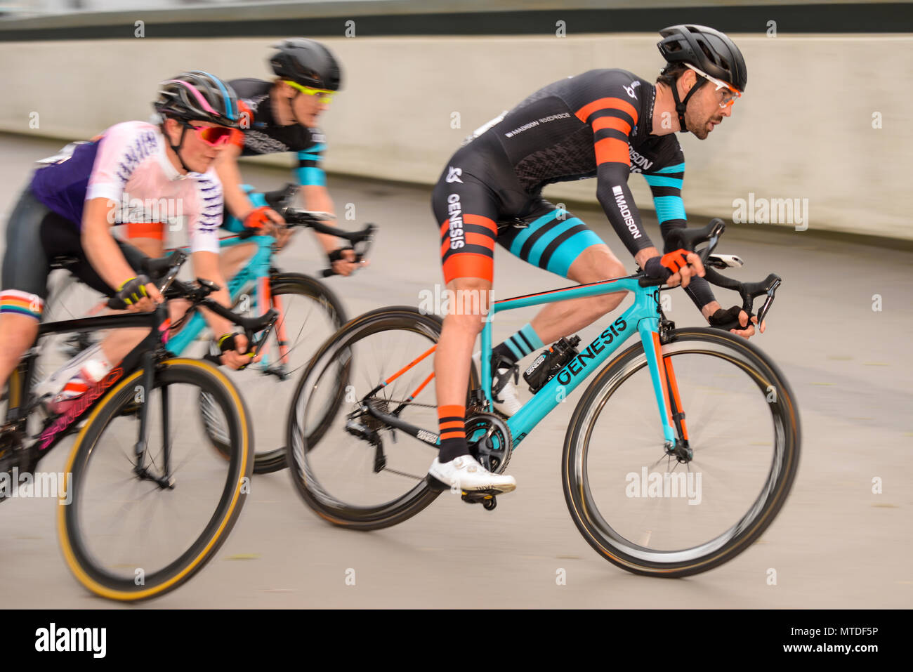 madison cycling race