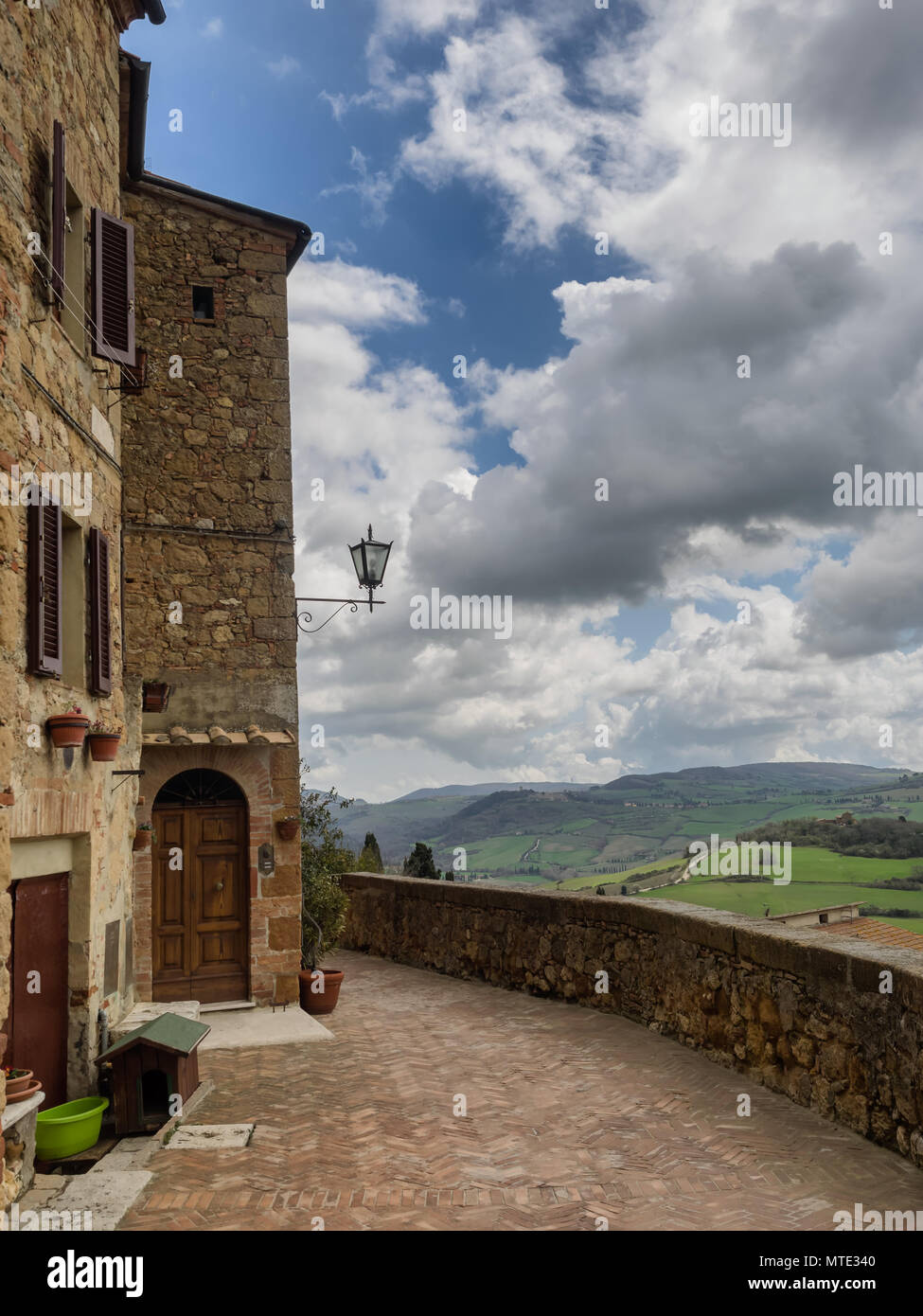 Scenic city walls in medieval town of Pienza, Tuscany Italy Stock Photo