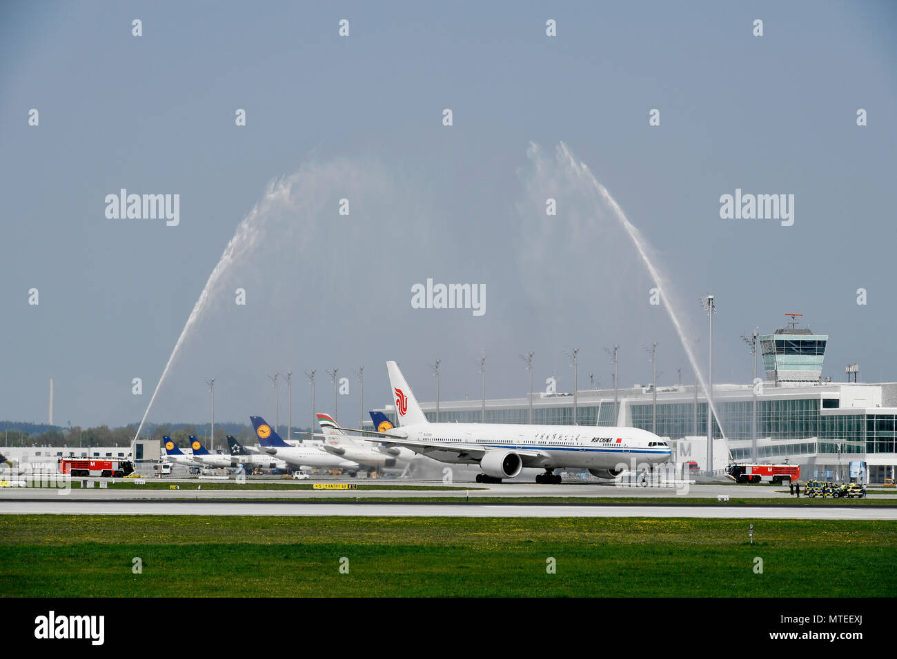 Air China, Boeing, B777, water baptism, Terminal 2, Munich Airport, Upper Bavaria, Bavaria, Germany Stock Photo