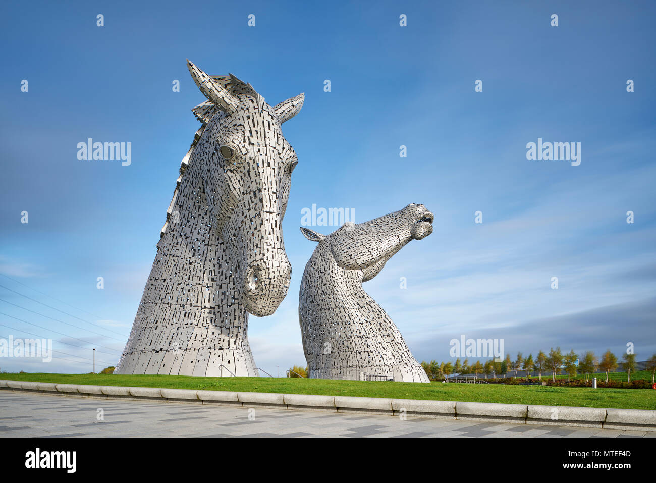 Steel sculptures hires stock photography and images Alamy