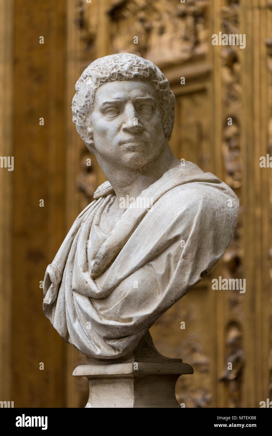 London. England. Cast of a portrait bust of Brutus, (Marcus Junius Brutus the Younger, 85-42 BC). V&A Victoria and Albert Museum. The Weston Cast Cour Stock Photo