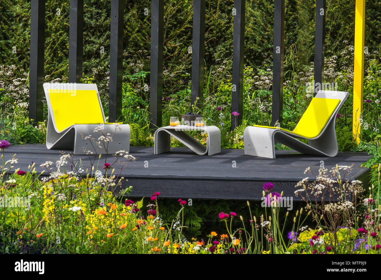 Garden and seating design Malvern Spring Festival Worcestershire. May 2018. Stock Photo