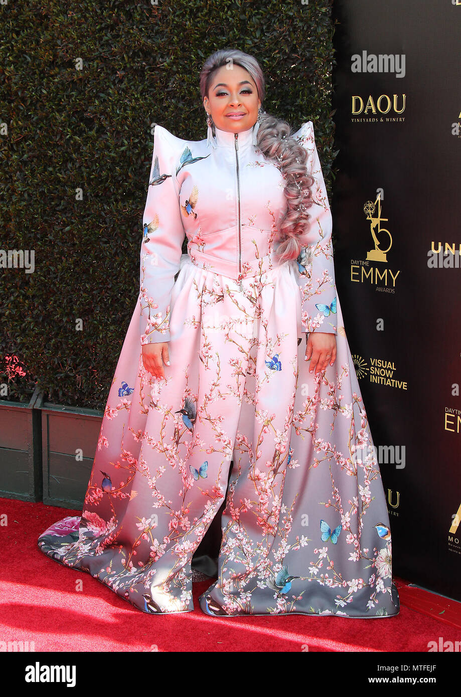 ugly red carpet dresses
