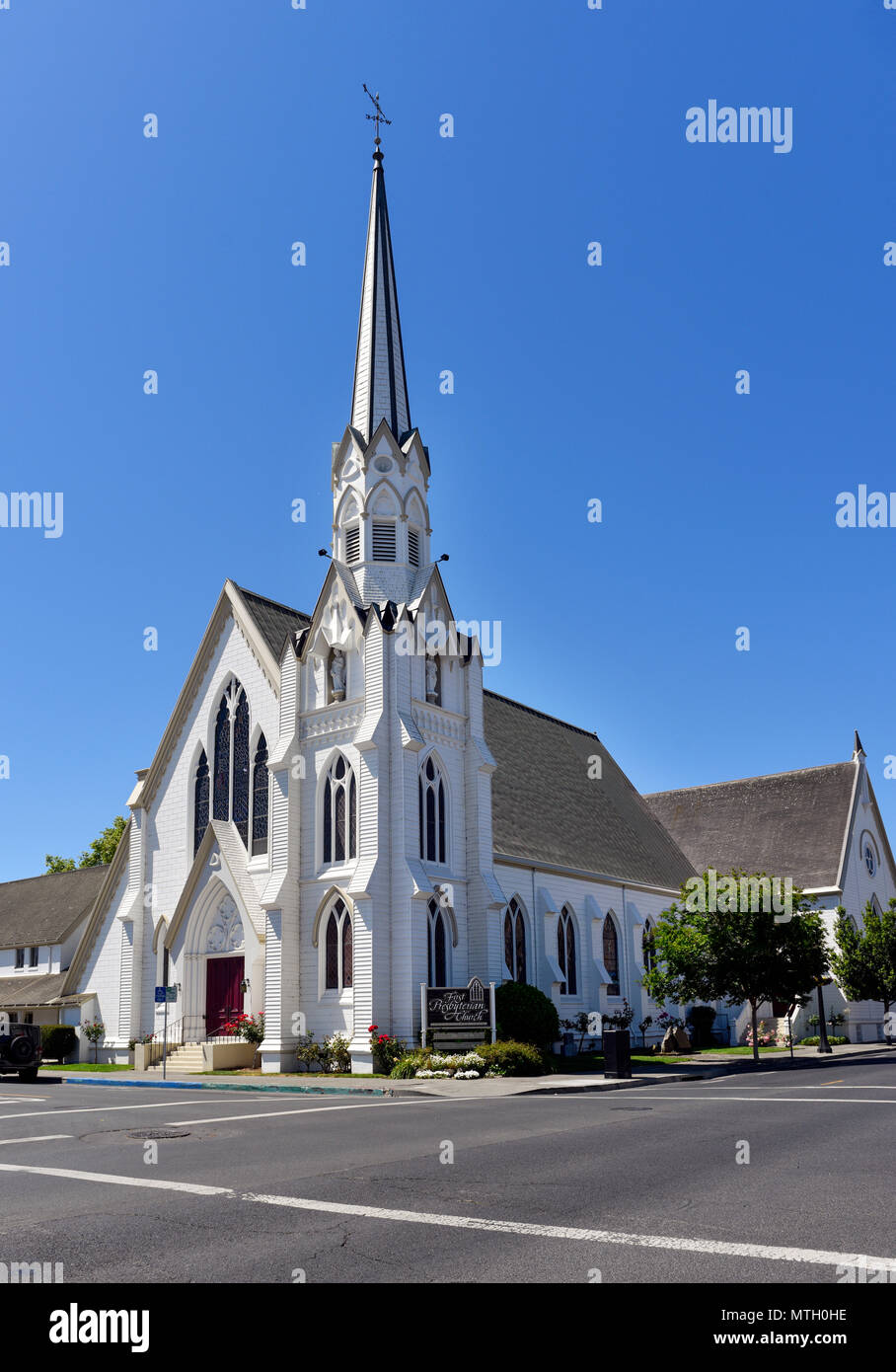 The First Presbyterian Church in downtown Napa, California Stock Photo
