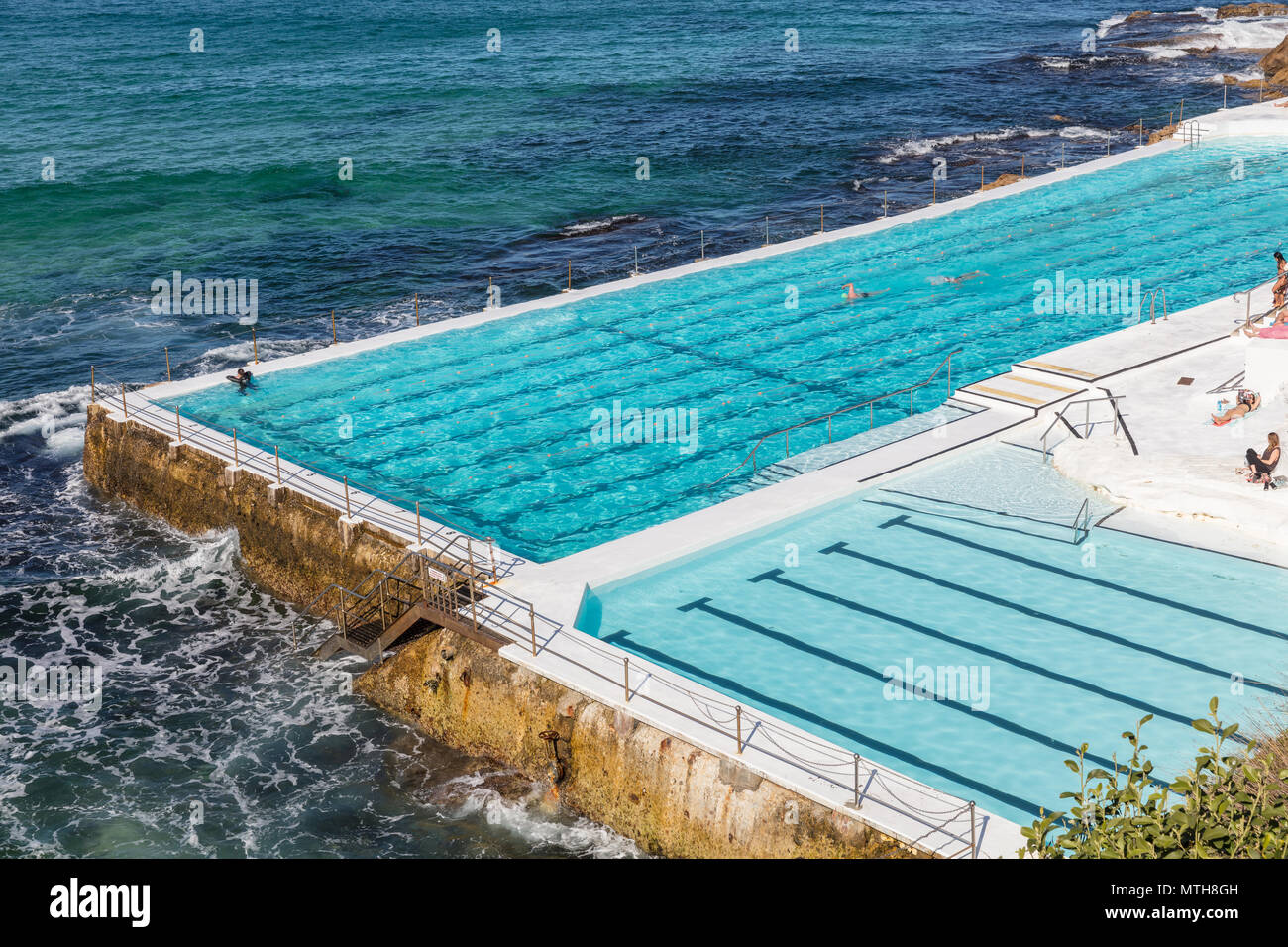 Swimming pool overlooking Bondi beach in Sydney, NSW, Australia Stock Photo