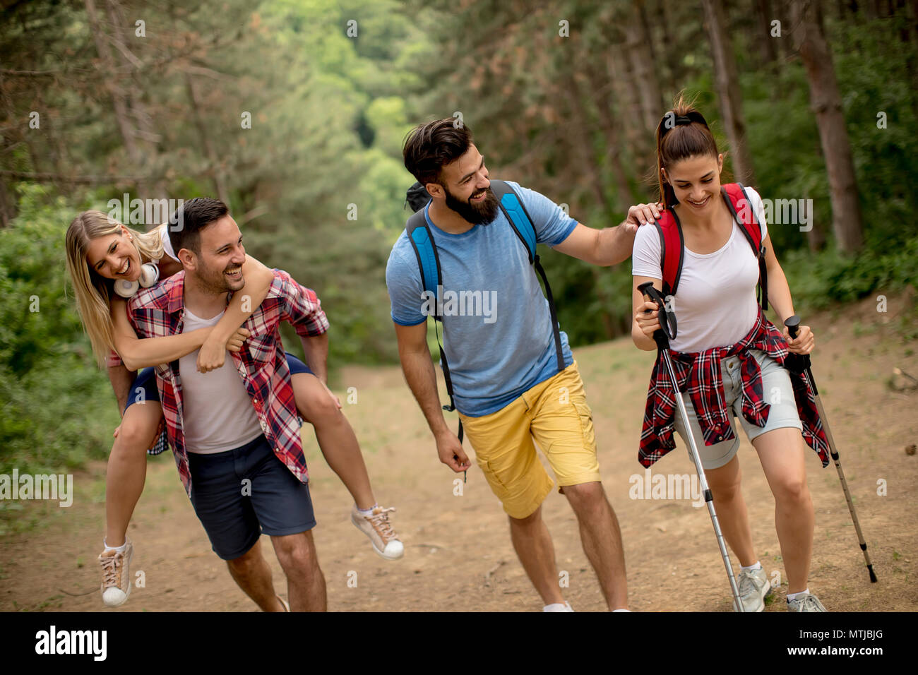 Group young people hike hi-res stock photography and images - Alamy