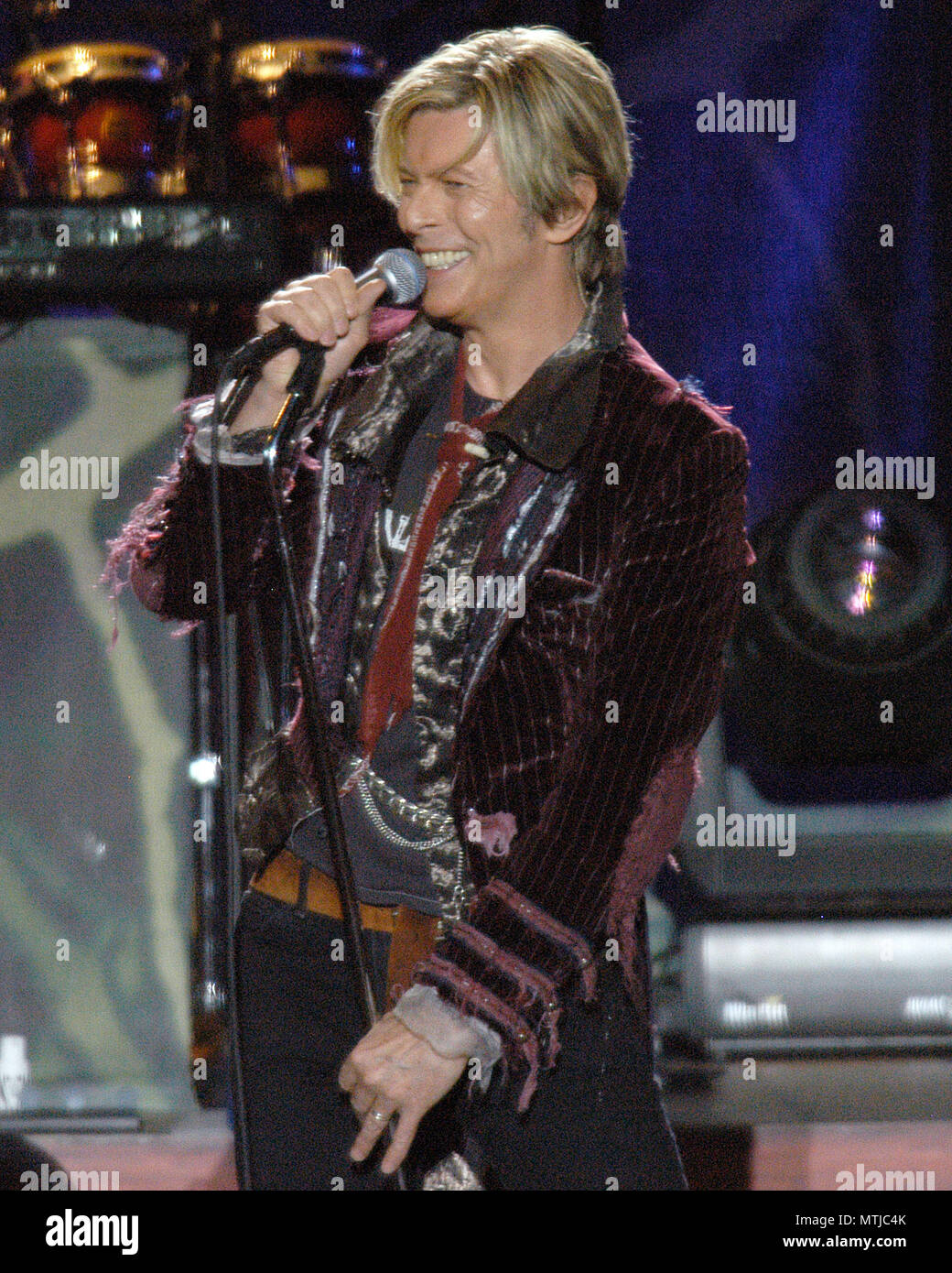 ATLANTA, GA - MAY 8: David Bowie performs during his final concert tour on May 8, 2004 at Chastain Park Amphitheatre in Atlanta, Georgia. Credit: Chris McKay / MediaPunch Stock Photo