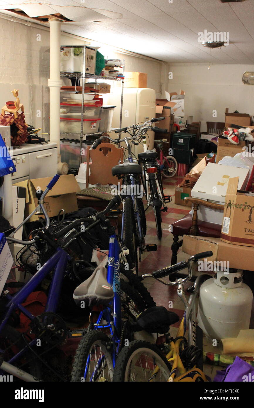 Basement storage boxes hires stock photography and images Alamy