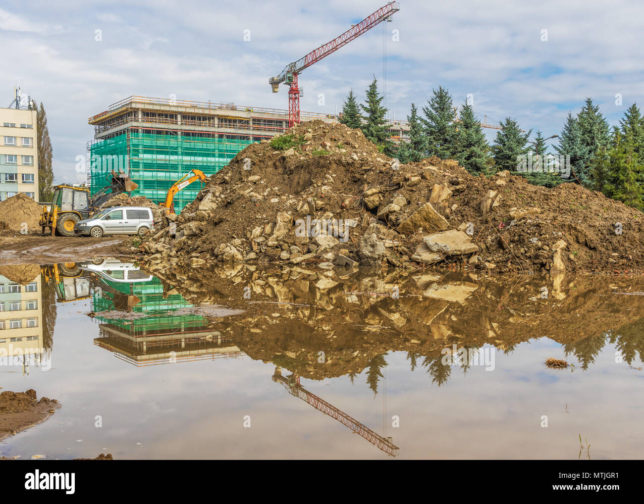 Taking showers hires stock photography and images Alamy