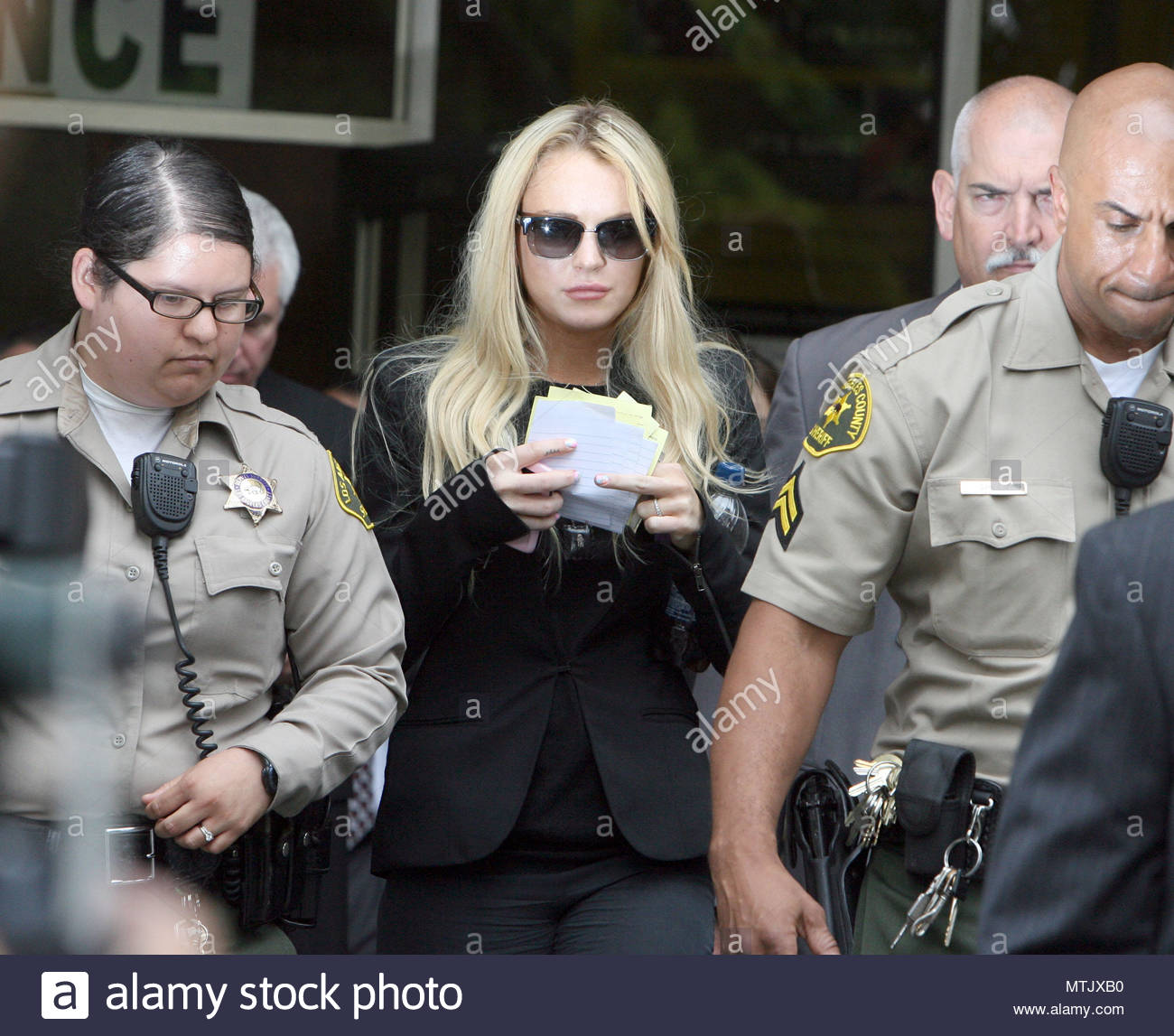 Lindsay Lohan Shows Up to Probation Dept Lindsay Lohan Shows Up to Probation Dept